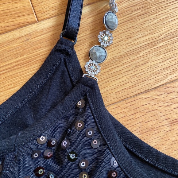 2 for 20$ 💕 VEX cami - Picture 3 of 3